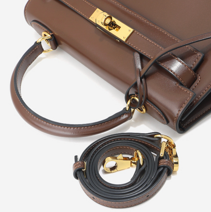 Grace Box – Strukturierte Tasche aus glattem echtem Leder ( 28 CM )