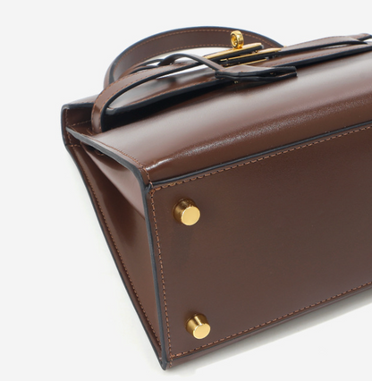 Grace Box – Strukturierte Tasche aus glattem echtem Leder ( 28 CM )
