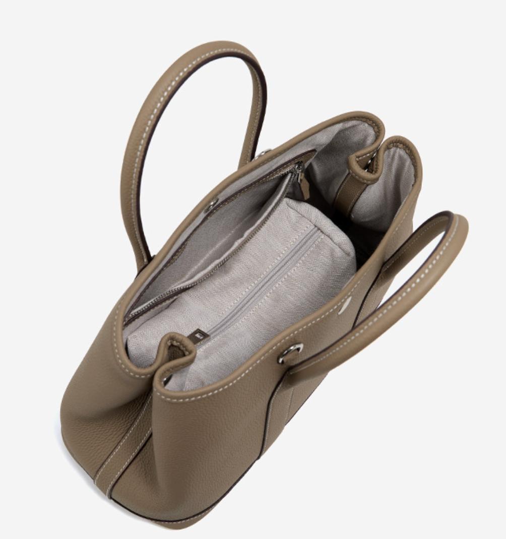 Brigitte – Elegante Tasche aus echtem Leder im Togo-Stil