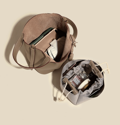 Camille Bucket – Bucket-Tasche aus vollnarbigem Rindsleder