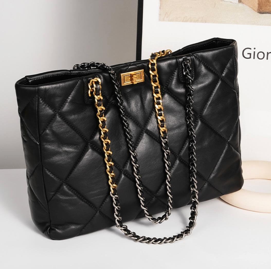 Aurora Chain Tote – Tasche aus echtem Leder