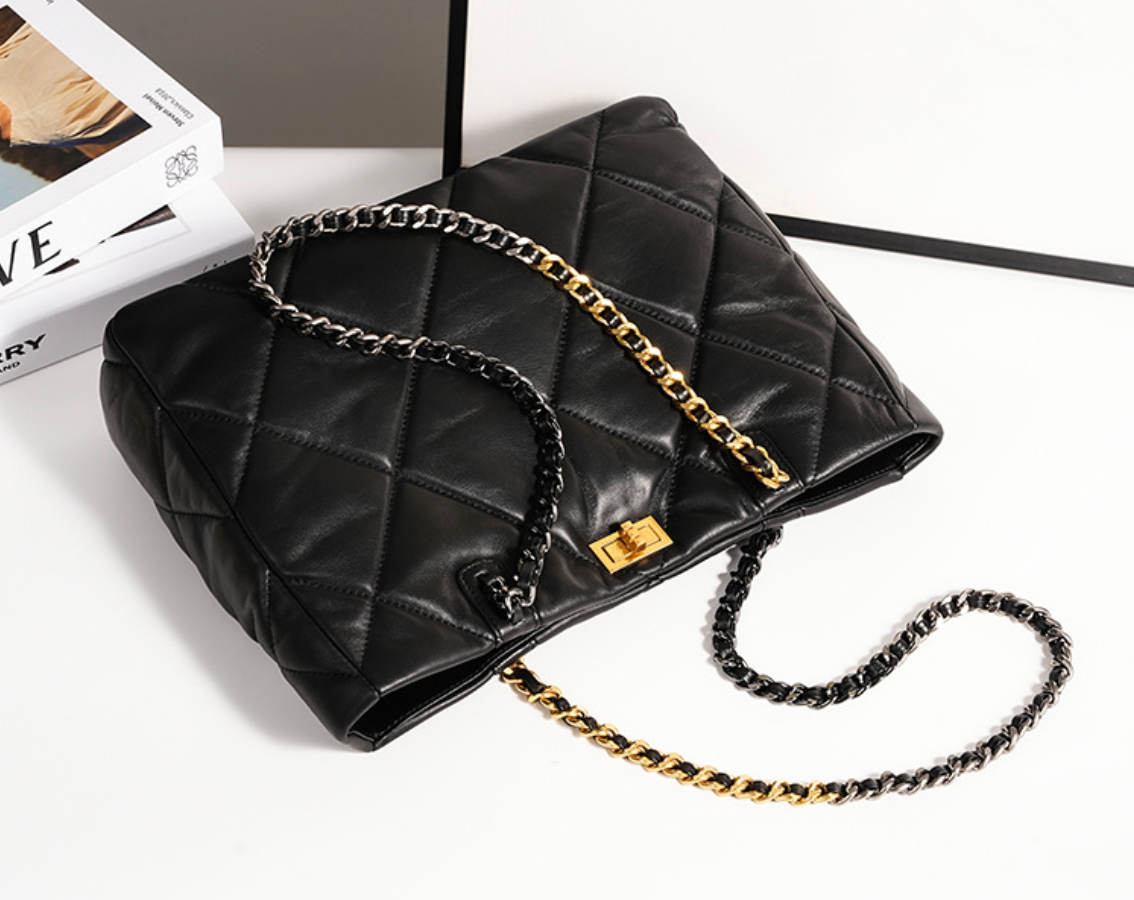 Aurora Chain Tote – Tasche aus echtem Leder