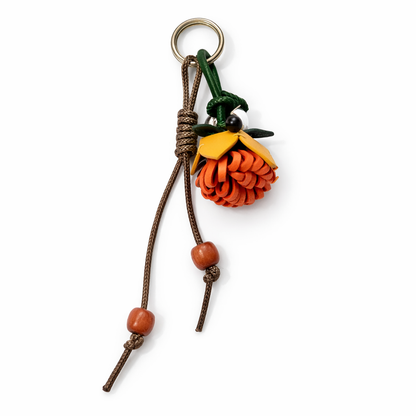 Pine Bloom – Eleganter handgefertigter Charm