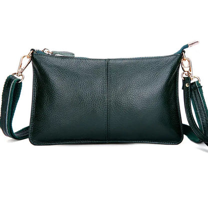 Clutch Helena – Lässige Eleganz aus echtem Leder