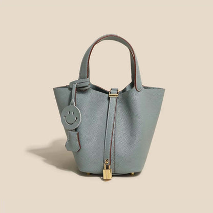 Camille Bucket – Bucket-Tasche aus vollnarbigem Rindsleder