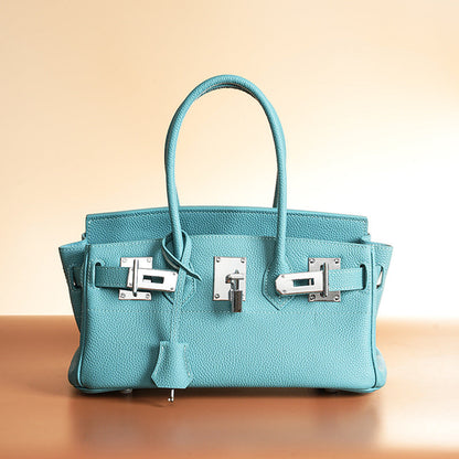 Jane Shoulder – Strukturierte Schultertasche aus echtem Pebbled-Leder
