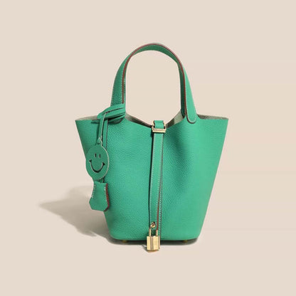 Camille Bucket – Bucket-Tasche aus vollnarbigem Rindsleder