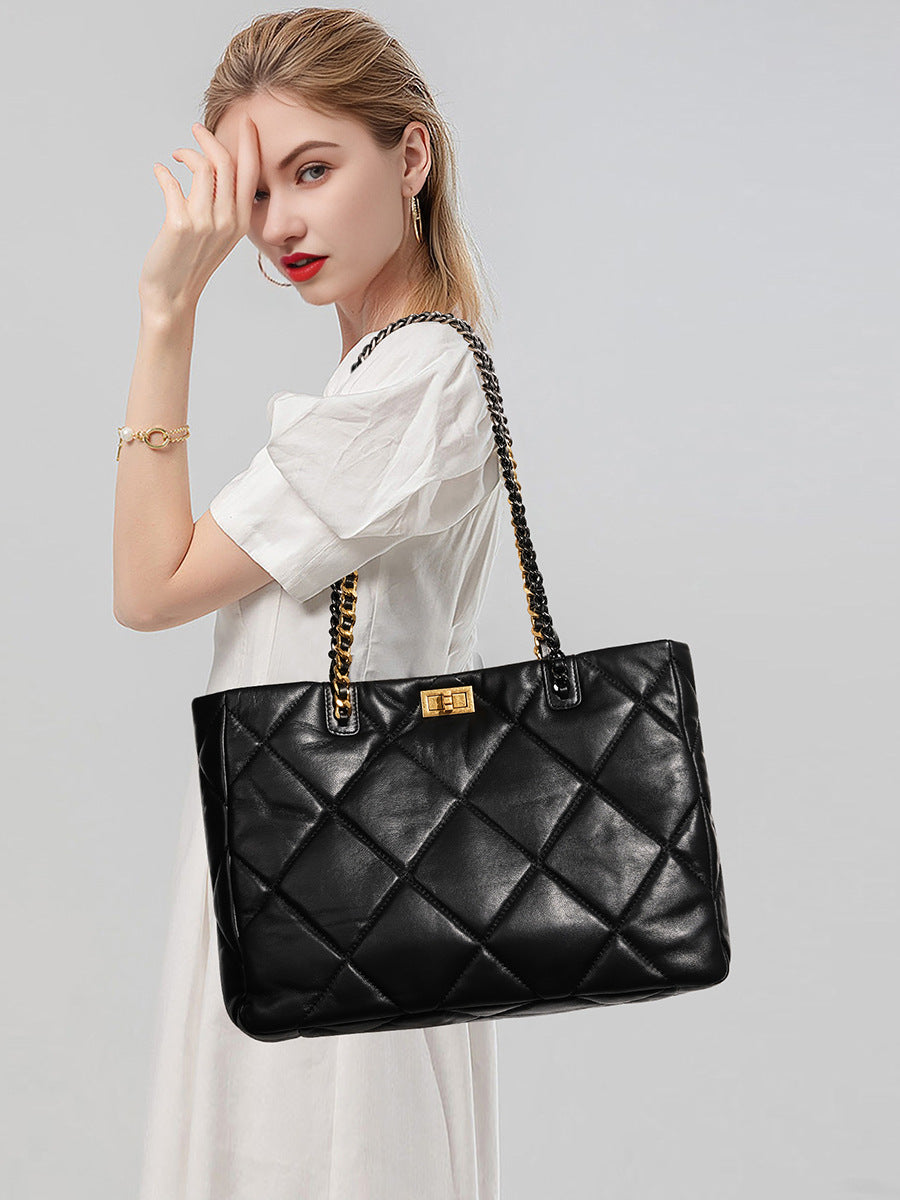 Aurora Chain Tote – Tasche aus echtem Leder