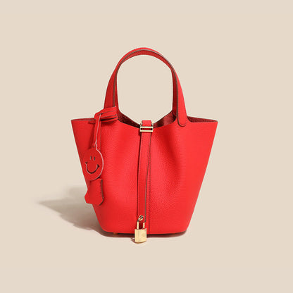 Camille Bucket – Bucket-Tasche aus vollnarbigem Rindsleder