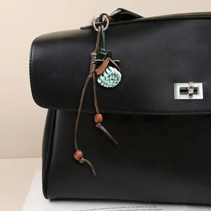 Pine Bloom – Eleganter handgefertigter Charm