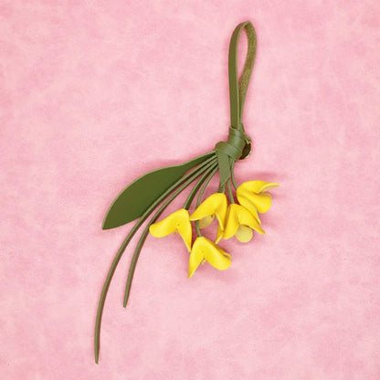 Fleur Élise – Floraler Schlüsselanhänger aus Leder für Taschen oder Handtaschen