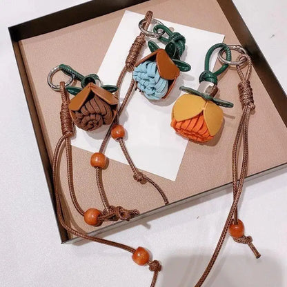 Pine Bloom – Eleganter handgefertigter Charm